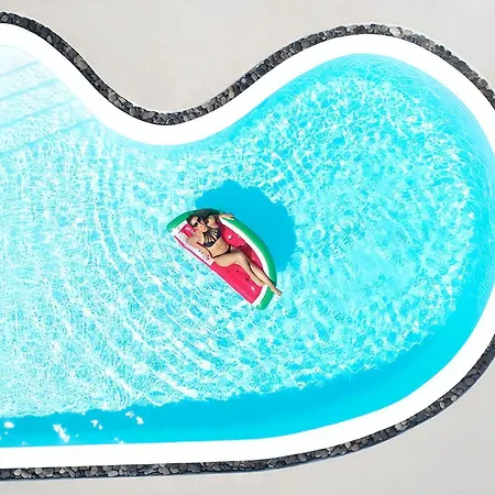 Vila Relaxing & Ambient Santorini 2 Bedrooms Cave Stone *