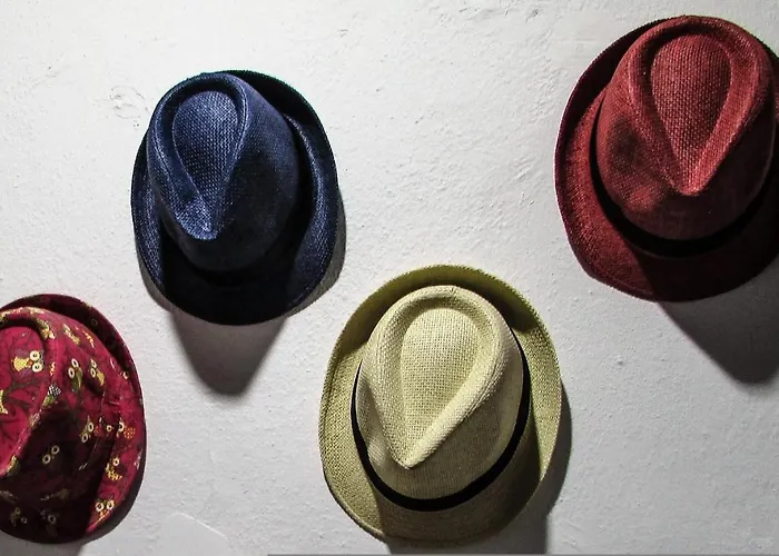 Relaxing & Ambient Santorini 2 Bedrooms Cave Stone Vila *