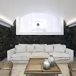 Relaxing & Ambient Santorini 2 Bedrooms Cave Stone * Karterados (Santorini)