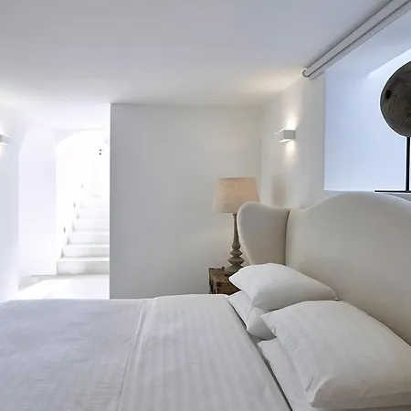 Relaxing & Ambient Santorini 2 Bedrooms Cave Stone *